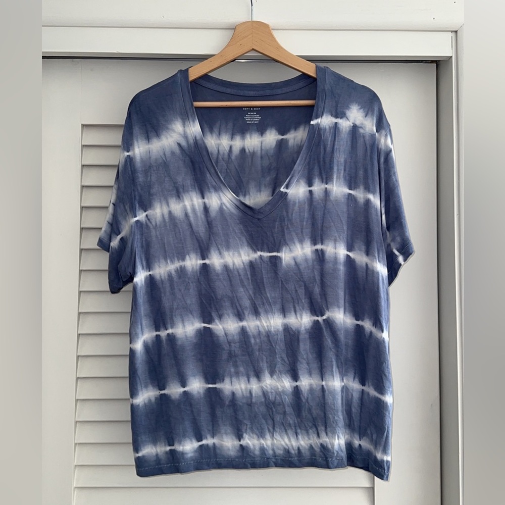 American Eagle Soft & Sexy Tee